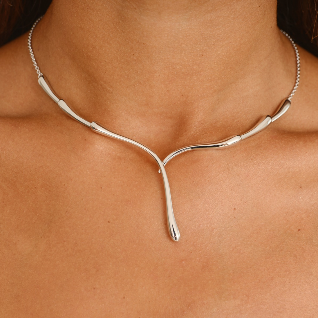 Single Melting Necklace