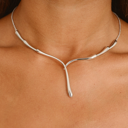Single Melting Necklace